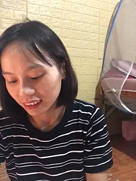 QuingLin online show from September 28, 2025, 5:46 am