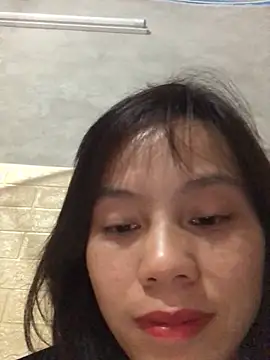 QuingLin online show from October 25, 2025, 10:37 pm