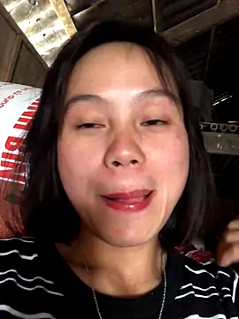 QuingLin online show from October 30, 2025, 7:43 am