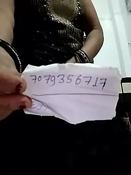 rani8008 online show from April 26, 2026, 2:53 am