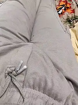 Snapshot of themasklover chatting on December 18, 2025, 4:57 pm themasklover online show from December 18, 2025, 4:57 pm