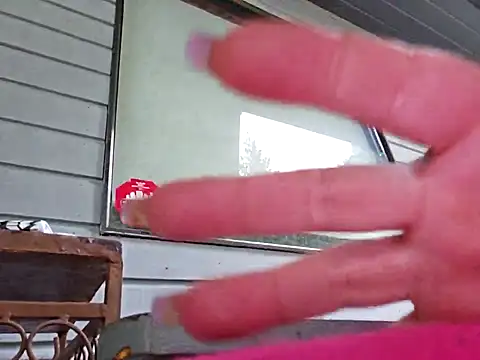 Sugarloveless online show from October 2, 2025, 6:26 pm