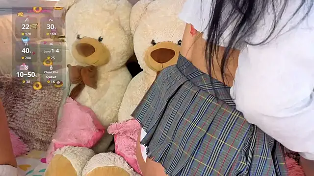 MeganAdamms online show from September 30, 2025, 12:32 pm