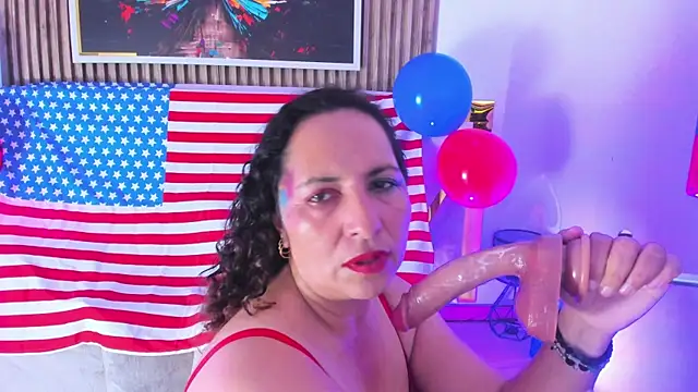 Luna Naughty1 online show from July 5, 2026, 1:23 am