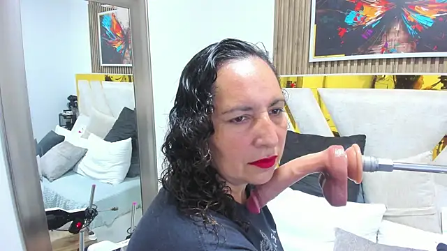 Luna Naughty1 online show from July 18, 2026, 7:17 pm