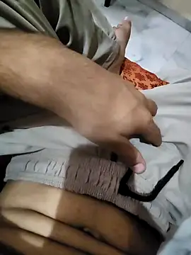 Snapshot of coupleyug chatting on September 18, 2025, 5:59 pm coupleyug online show from September 18, 2025, 5:59 pm