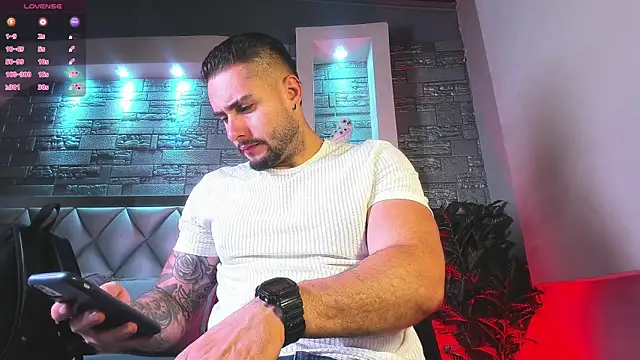 dominic de luca online show from October 8, 2025, 3:37 am