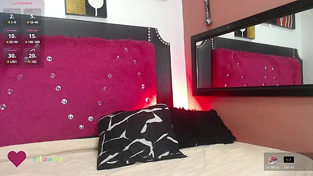 Snapshot of Engeelll chatting on October 21, 2025, 7:58 pm Engeelll online show from October 21, 2025, 7:58 pm