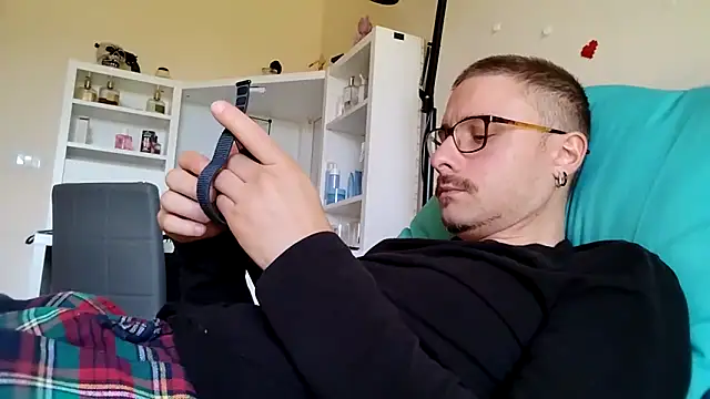 Snapshot of ilovechub112 chatting on October 20, 2025, 10:05 am ilovechub112 online show from October 20, 2025, 10:05 am