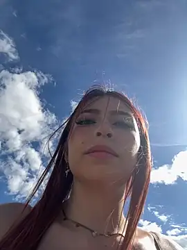 Snapshot of larsonbeverly chatting on October 15, 2025, 7:58 pm larsonbeverly online show from October 15, 2025, 7:58 pm