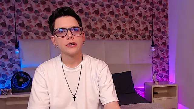 SpencerMontgomery online show from October 7, 2025, 8:28 pm