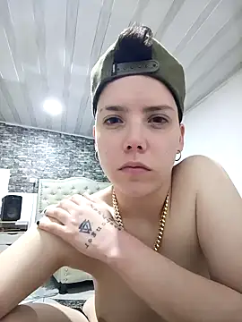 SpencerMontgomery online show from October 27, 2025, 3:32 am