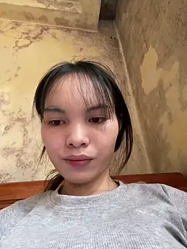 Adbe4 online show from April 3, 2026, 6:33 am