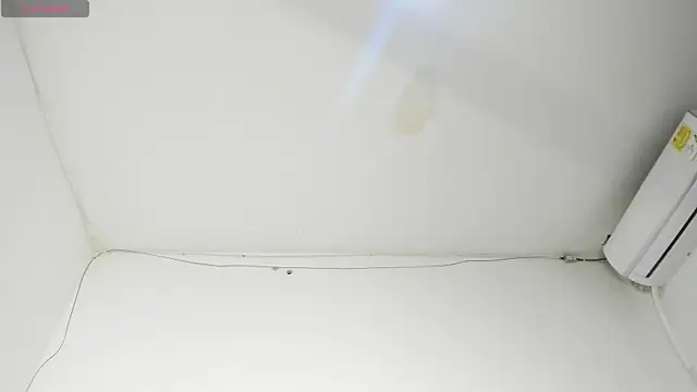 Snapshot of katitahotcam_ass chatting on October 21, 2025, 10:43 pm katitahotcam ass online show from October 21, 2025, 10:43 pm