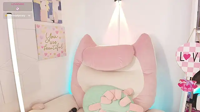 justonecute online show from May 10, 2026, 3:44 am