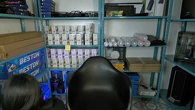 justonecute online show from May 14, 2026, 11:11 pm