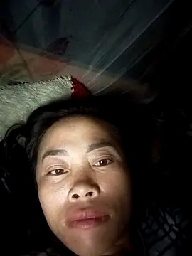 CoMay003 online show from October 21, 2025, 9:48 pm