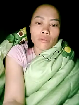 CoMay003 online show from April 30, 2026, 7:53 pm