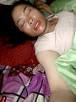 CoMay003 online show from May 7, 2026, 9:31 pm
