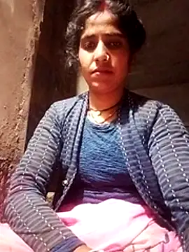 MISS-KAYA online show from February 2, 2026, 8:40 pm