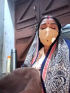 Snapshot of SHABNAM_G chatting on December 17, 2025, 4:02 pm SHABNAM G online show from December 17, 2025, 4:02 pm