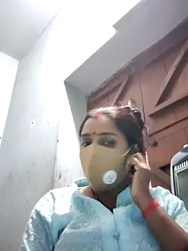 Snapshot of SHABNAM_G chatting on December 18, 2025, 7:47 am SHABNAM G online show from December 18, 2025, 7:47 am