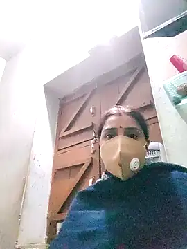 Snapshot of SHABNAM_G chatting on December 20, 2025, 11:01 pm SHABNAM G online show from December 20, 2025, 11:01 pm