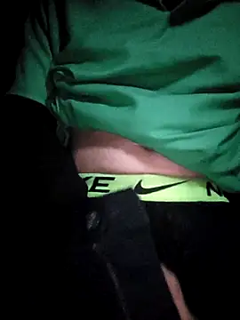 Romance32 online show from November 22, 2025, 11:26 pm