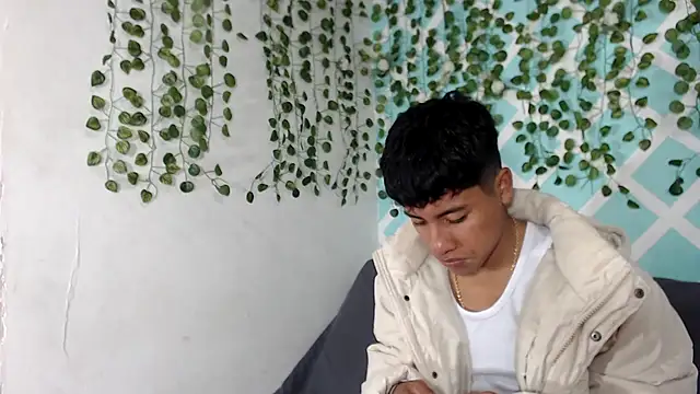 Snapshot of sebas_boys577 chatting on September 12, 2025, 1:22 pm sebas boys577 online show from September 12, 2025, 1:22 pm