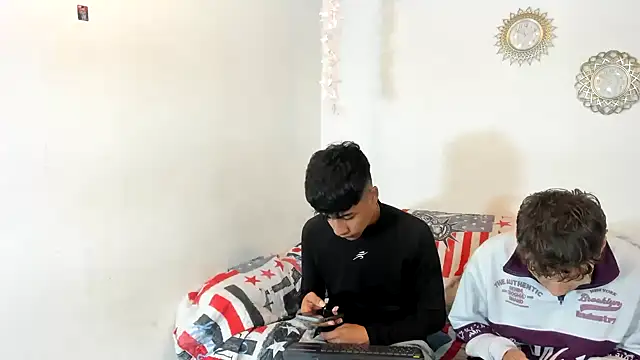 sebas boys577 online show from October 24, 2025, 1:18 pm