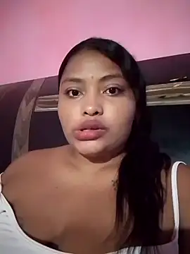 Cristal hott1 online show from February 7, 2026, 1:37 pm