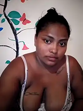 Snapshot of Cristal_hott1 chatting on March 18, 2026, 8:45 pm Cristal hott1 online show from March 18, 2026, 8:45 pm