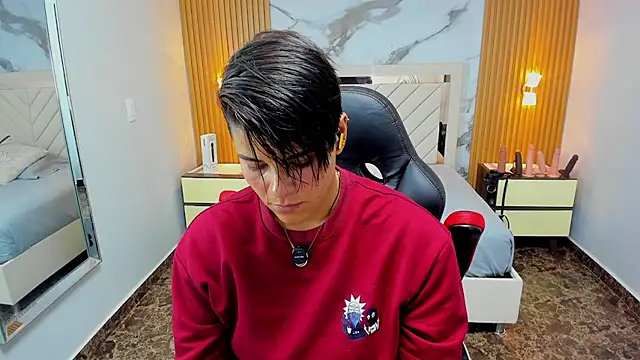 KAROLLJONES1 online show from March 9, 2026, 7:29 pm