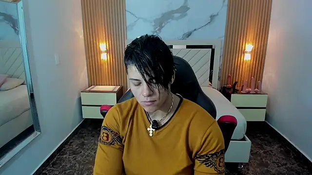 KAROLLJONES1 online show from July 10, 2026, 12:30 pm