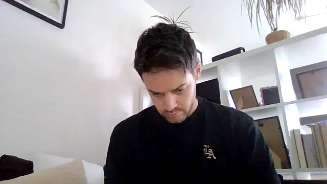 bigcockjohnxxxxx online show from February 2, 2026, 12:48 pm