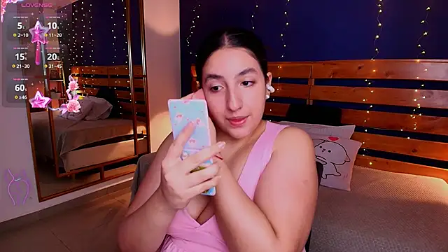 Snapshot of ambar_lover chatting on September 15, 2025, 7:47 pm ambar lover online show from September 15, 2025, 7:47 pm