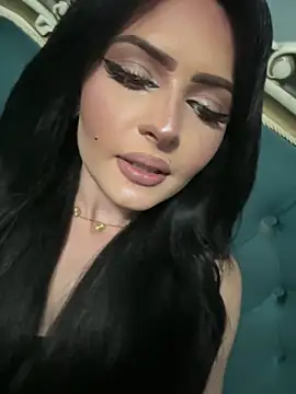 Snapshot of solaradevitta888 chatting on February 18, 2026, 2:24 pm solaradevitta888 online show from February 18, 2026, 2:24 pm