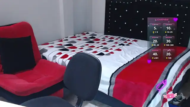 Snapshot of Angel_Megan chatting on September 19, 2025, 12:06 pm Angel Megan online show from September 19, 2025, 12:06 pm