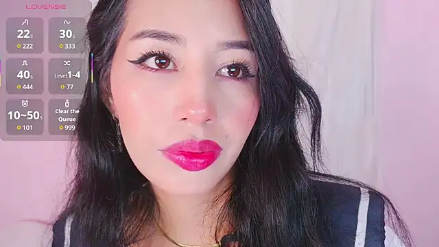 Miss Charlottet online show from April 29, 2026, 8:59 pm
