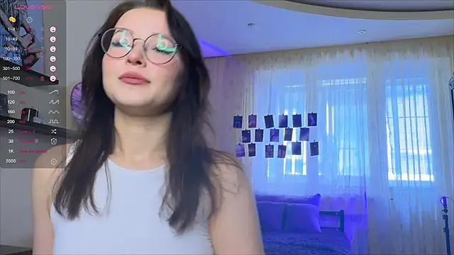 lolly by online show from September 22, 2025, 8:05 am