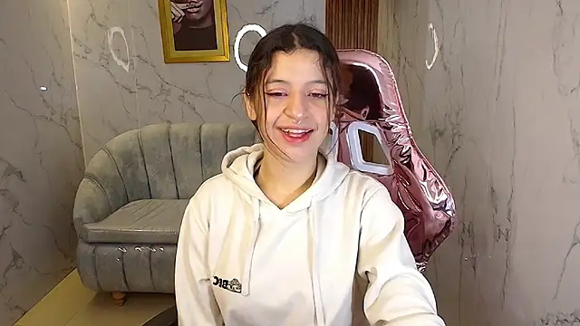 dalilah420 s online show from September 13, 2025, 8:19 pm