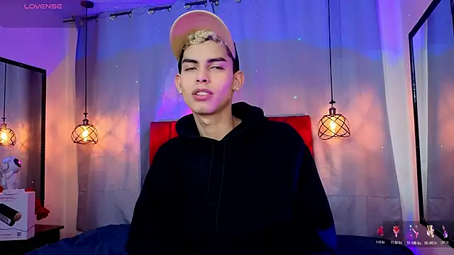 Room 69x online show from March 6, 2026, 12:12 pm