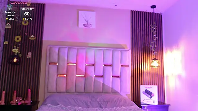 Room 69x online show from May 11, 2026, 4:04 pm