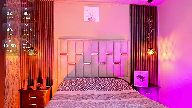 Room 69x online show from May 14, 2026, 12:23 pm