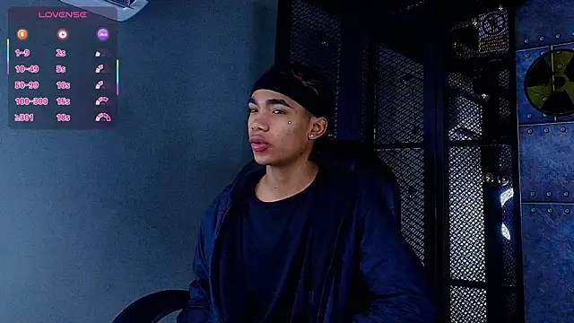 AlanCutee online show from October 7, 2025, 11:40 am