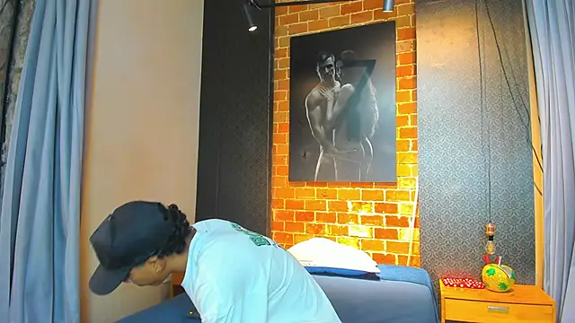 AlanCutee online show from November 9, 2025, 12:25 pm