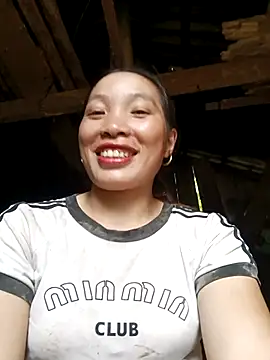 Tamy 20 online show from October 12, 2025, 2:10 am