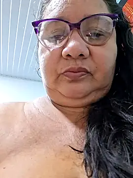 hotxxxgirl01 online show from September 18, 2025, 11:56 am