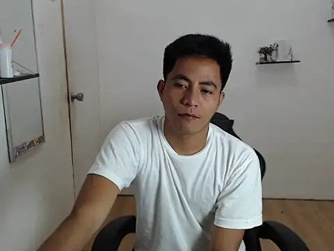 Lloyd wintours online show from January 8, 2026, 10:01 pm