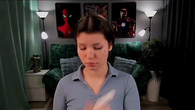 AnoraDark online show from November 20, 2025, 12:27 pm